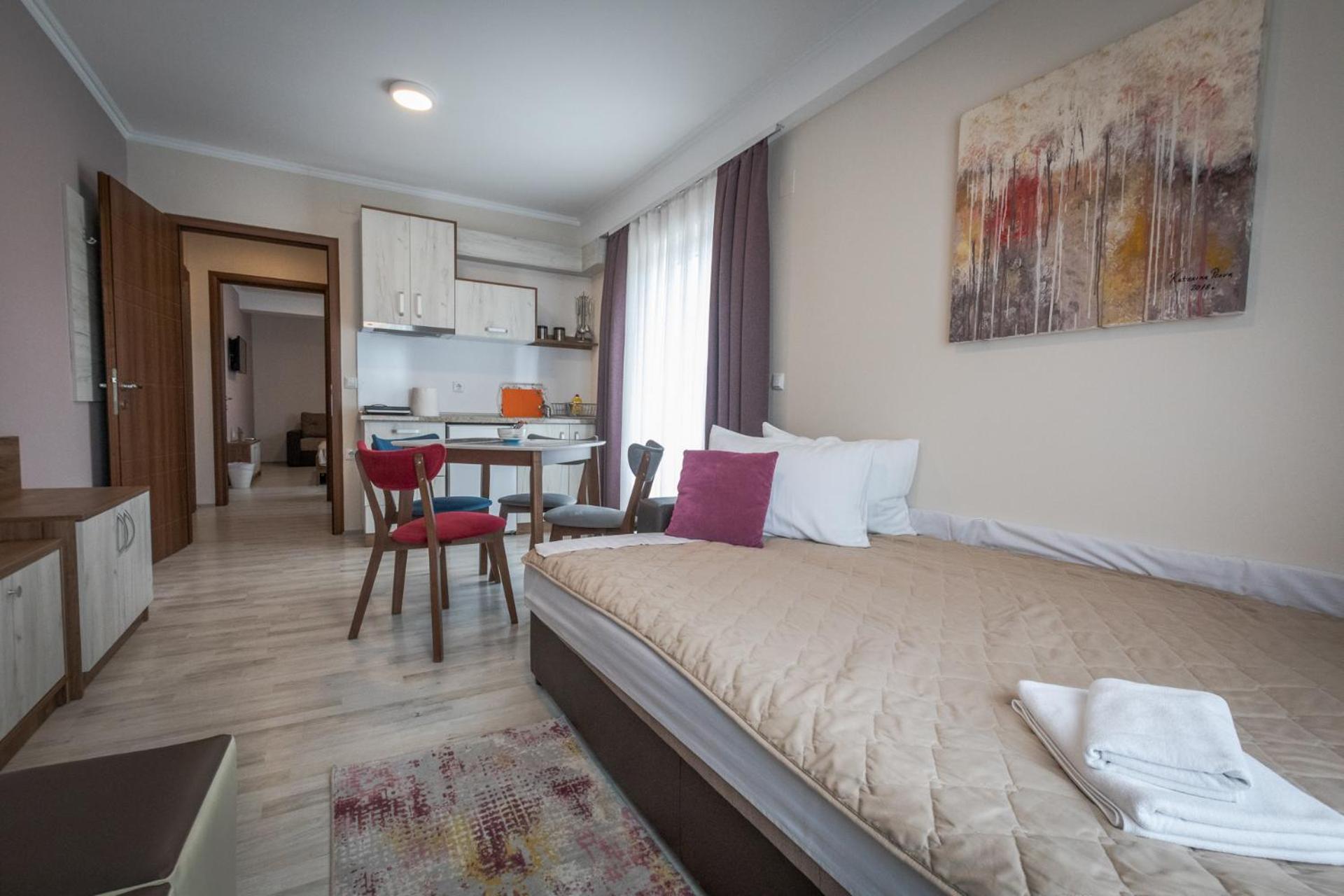 Boulevard Apartments เกฟเกลียา ภายนอก รูปภาพ