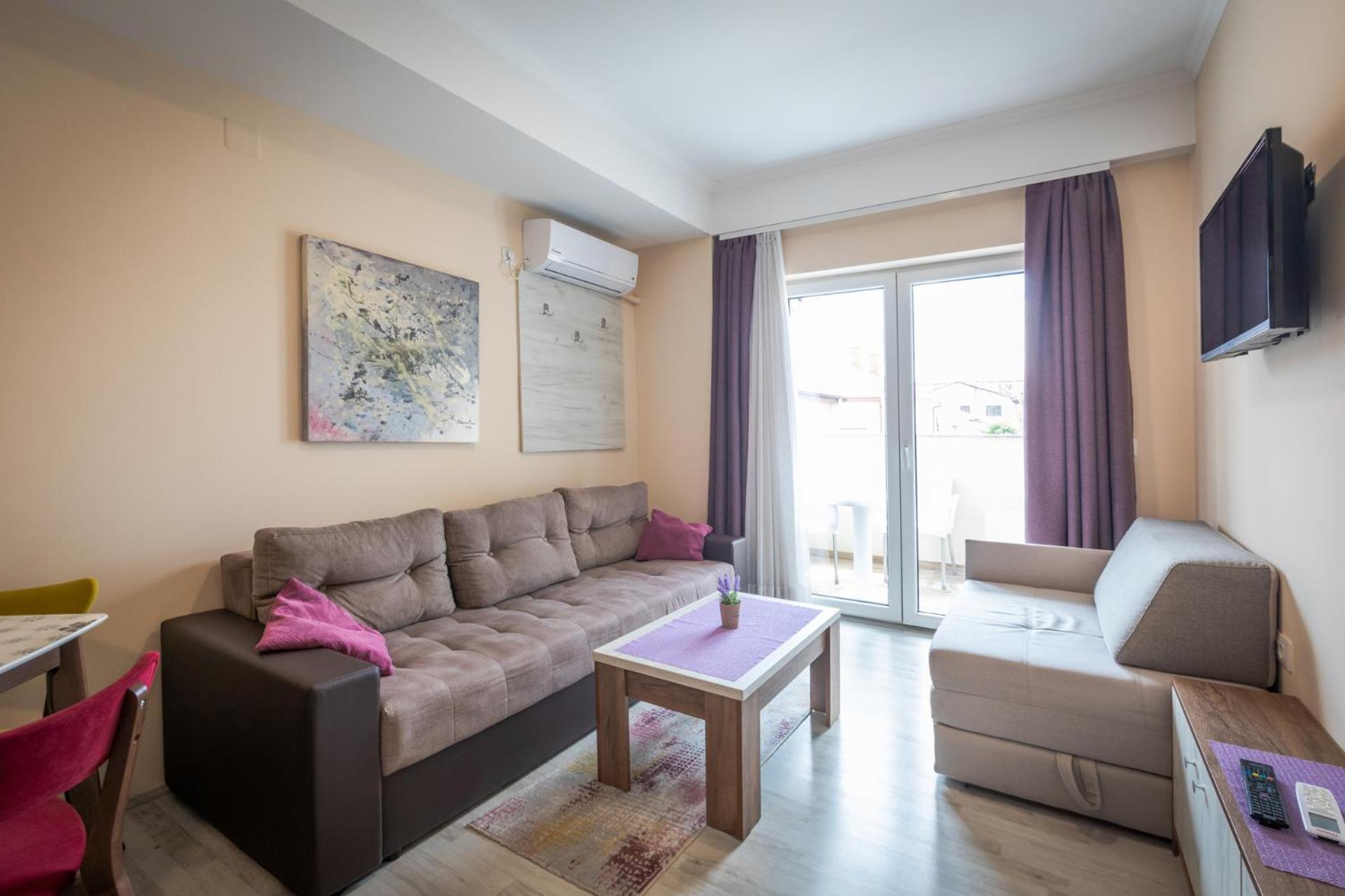 Boulevard Apartments เกฟเกลียา ภายนอก รูปภาพ